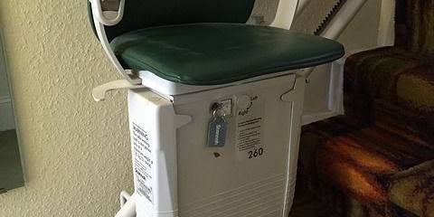 stairlift-1808512_640